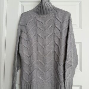 Aritzia Wilfred Light Gray Cable-Knit Turtleneck Sweater small